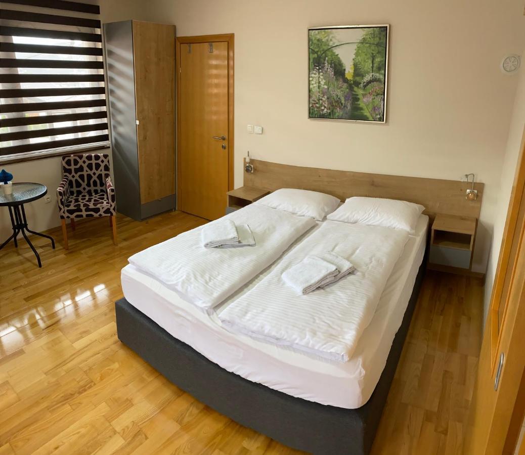 Apartment House Mael Sarajevo Bagian luar foto